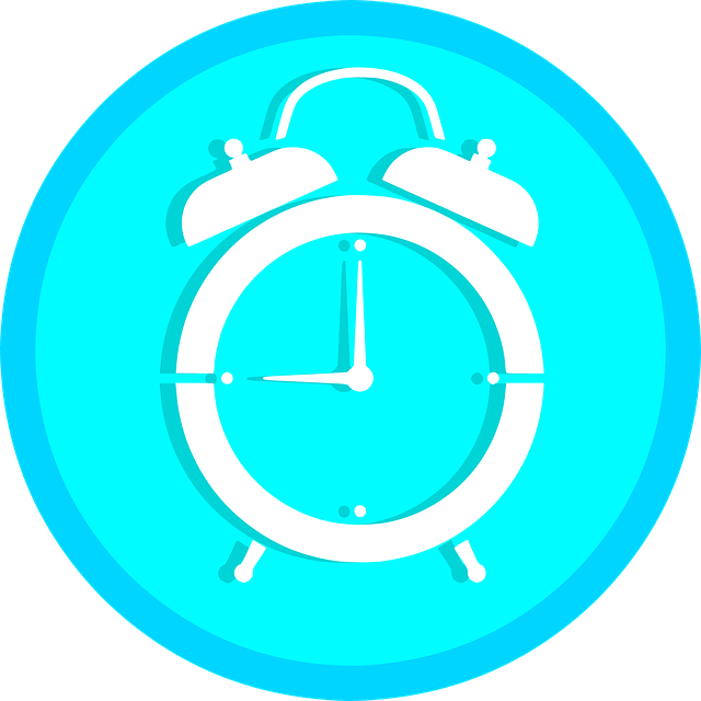 Image of a clock to support the text of 24 hors monitoring