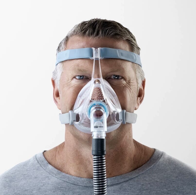 Image of a CPAP mask to support the text apnoea