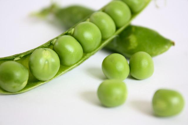Image of peas to support the text can you live